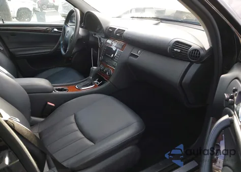 2007 Mercedes-Benz C 280 Luxury 4Matic из США, поврежденный, VIN WDBRF92H07F919547